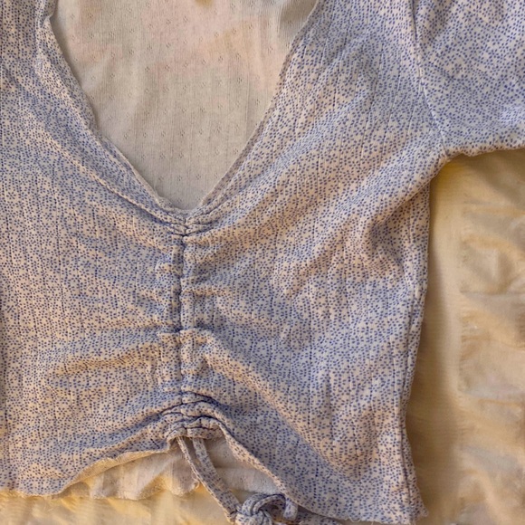 Ghanda Other - blue & white detailed flowers